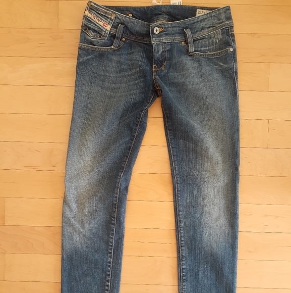 Diesel Women's Matic Jeans Size 27 Authentic Made in Italy - Picture 5 of 16